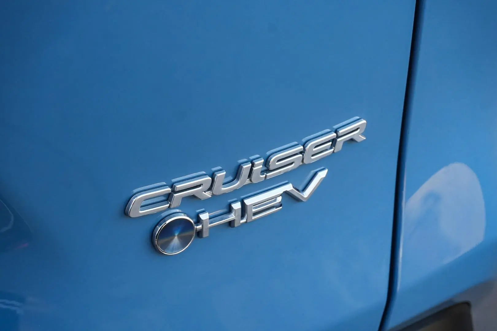 2025 Toyota RAV4 Gallery Image 16