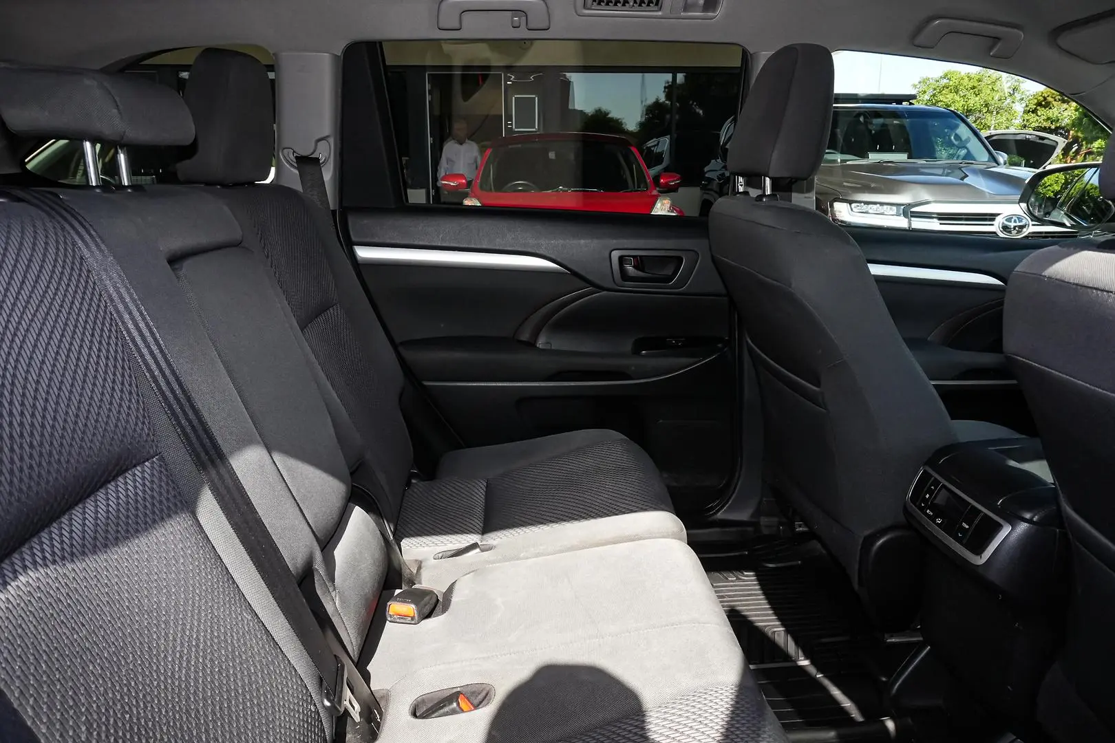 2019 Toyota Kluger Gallery Image 9