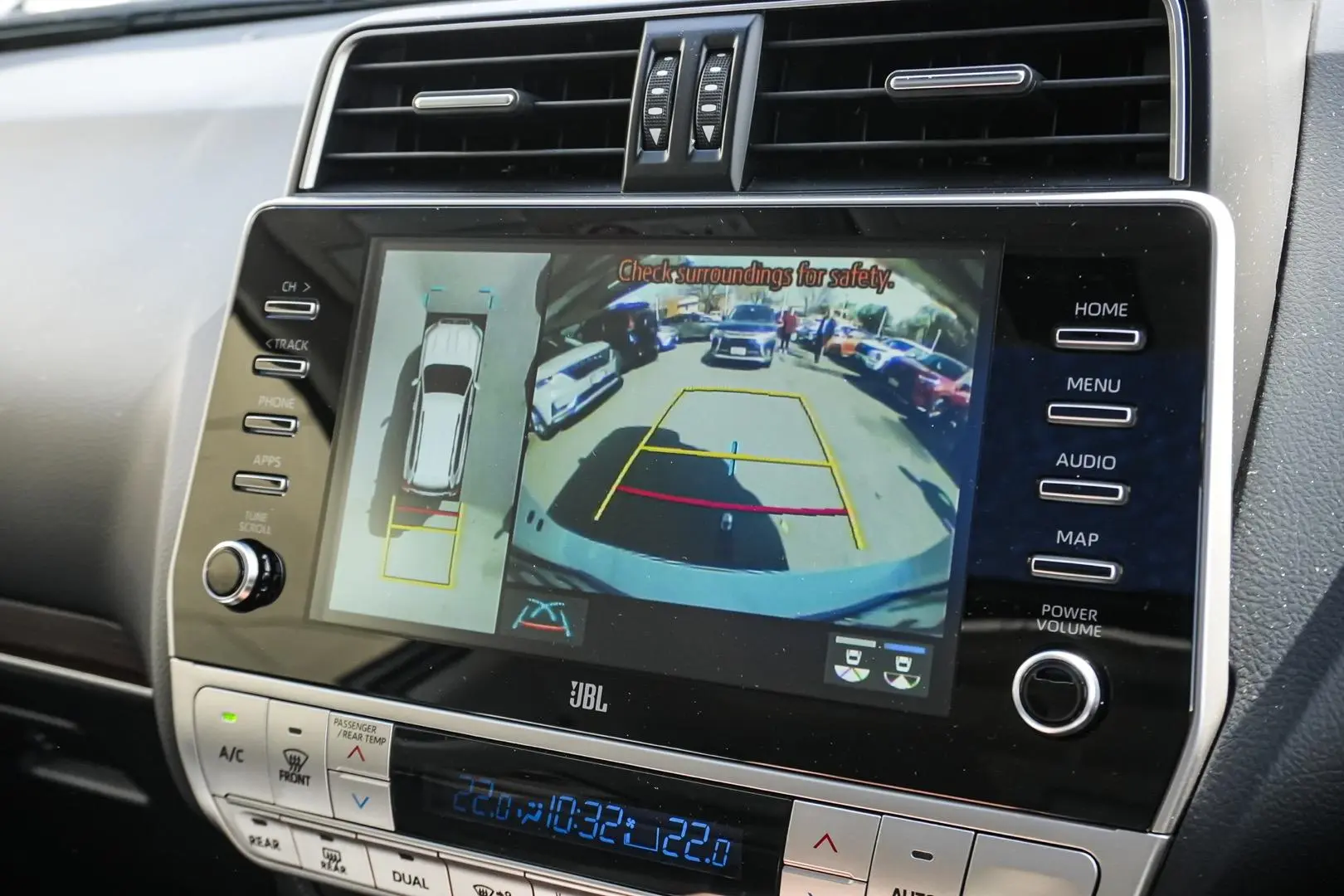 2021 Toyota Landcruiser Prado Gallery Image 22