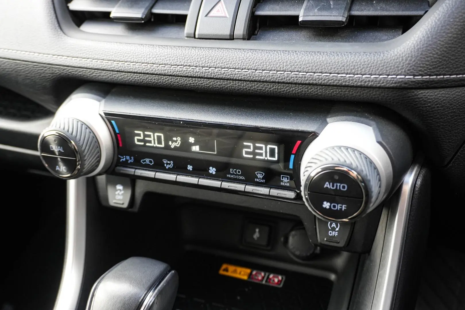 2022 Toyota RAV4 Gallery Image 23