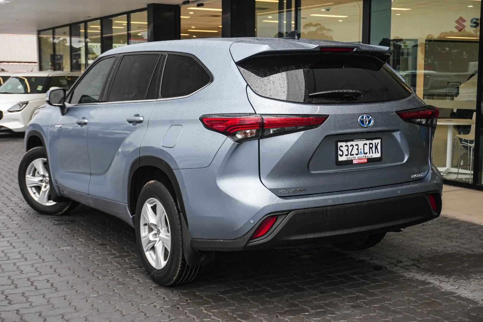 2022 Toyota Kluger Gallery Image 3