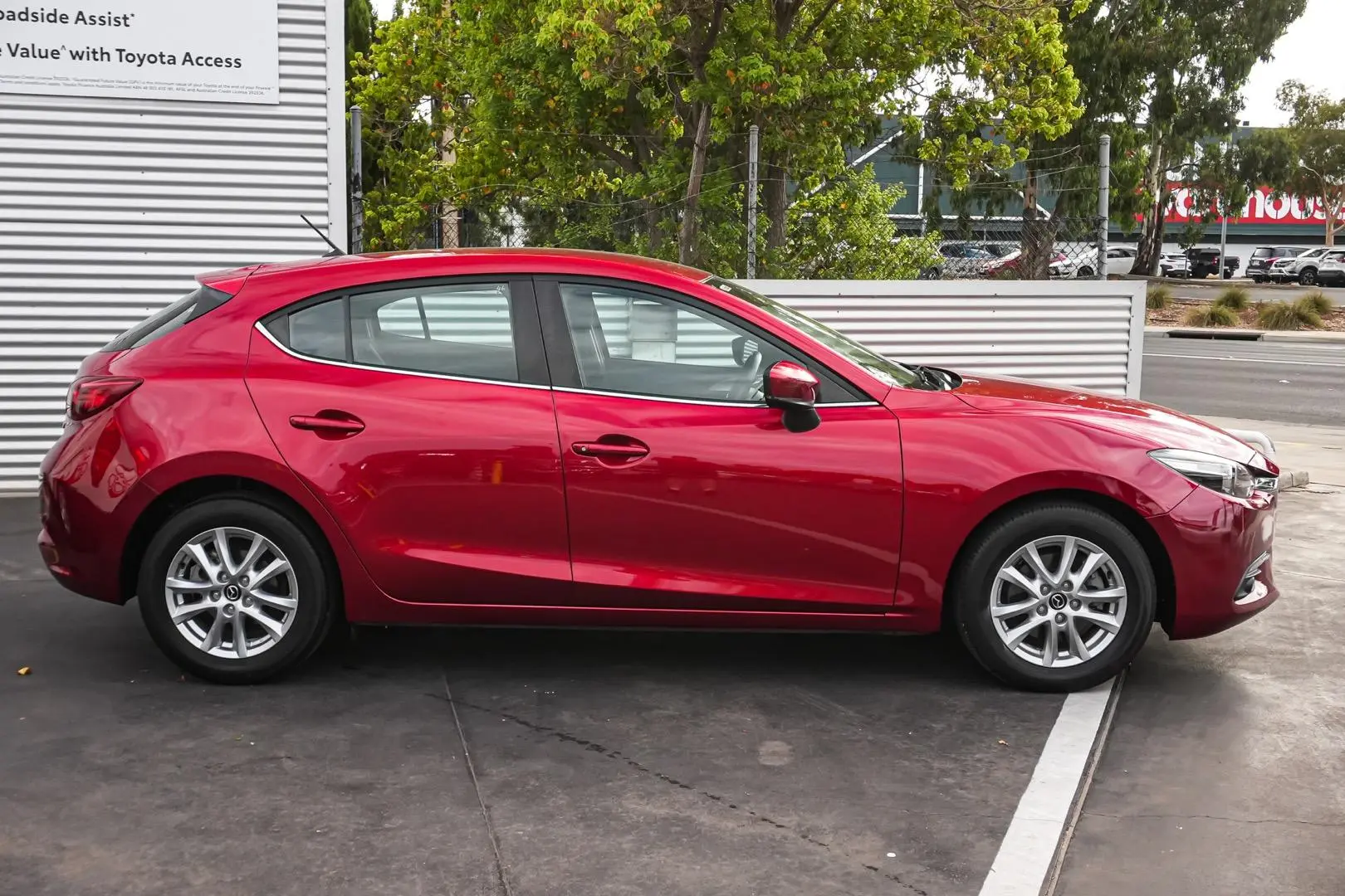 2017 Mazda 3 Gallery Image 4