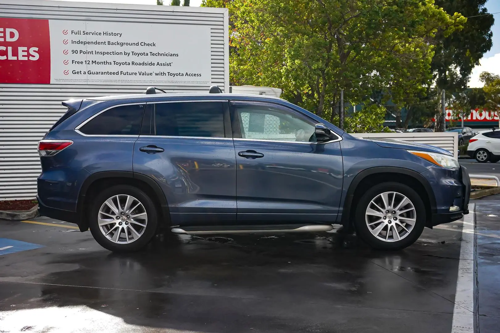 2014 Toyota Kluger Gallery Image 4