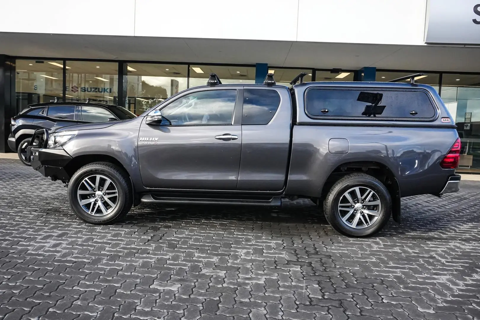 2018 Toyota Hilux Gallery Image 4