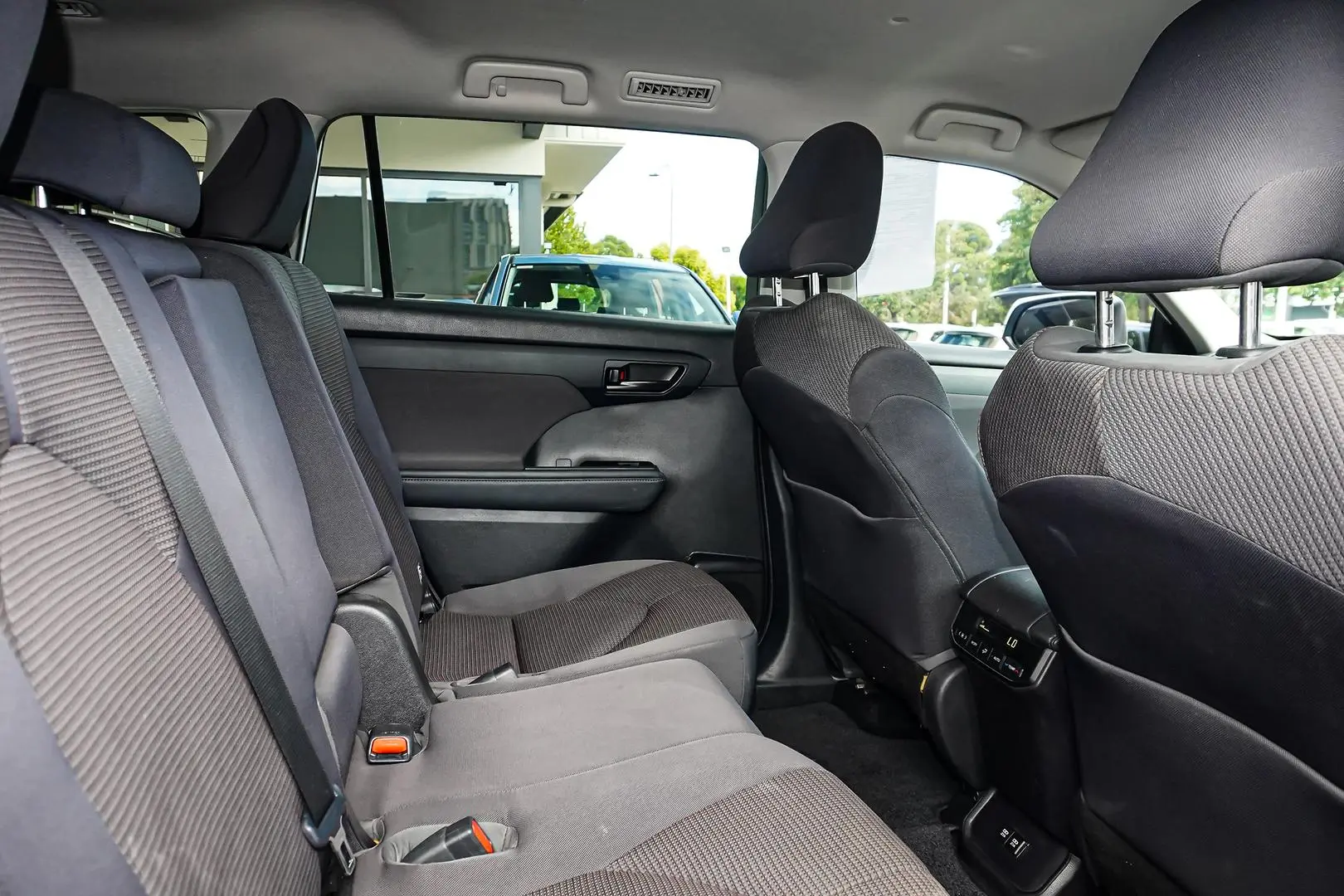 2021 Toyota Kluger Gallery Image 8