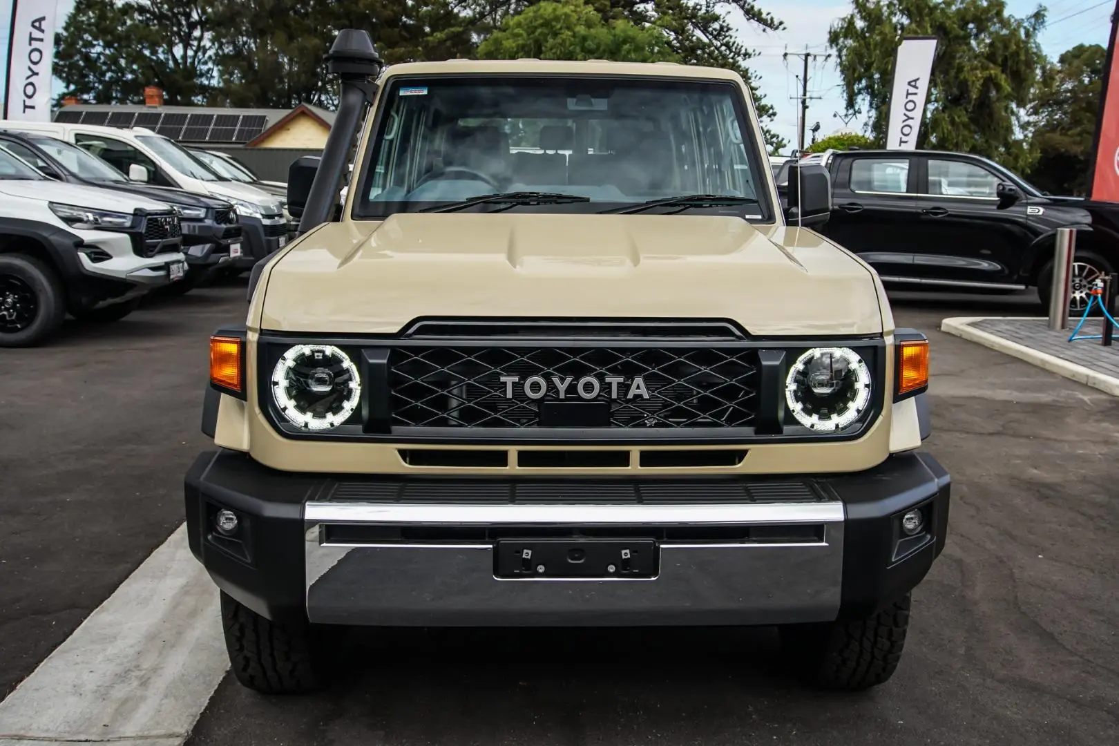 2024 Toyota Landcruiser Gallery Image 4