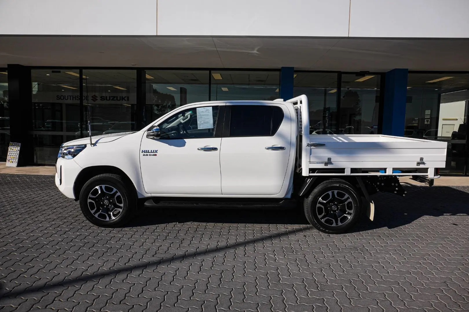 2022 Toyota Hilux Gallery Image 4