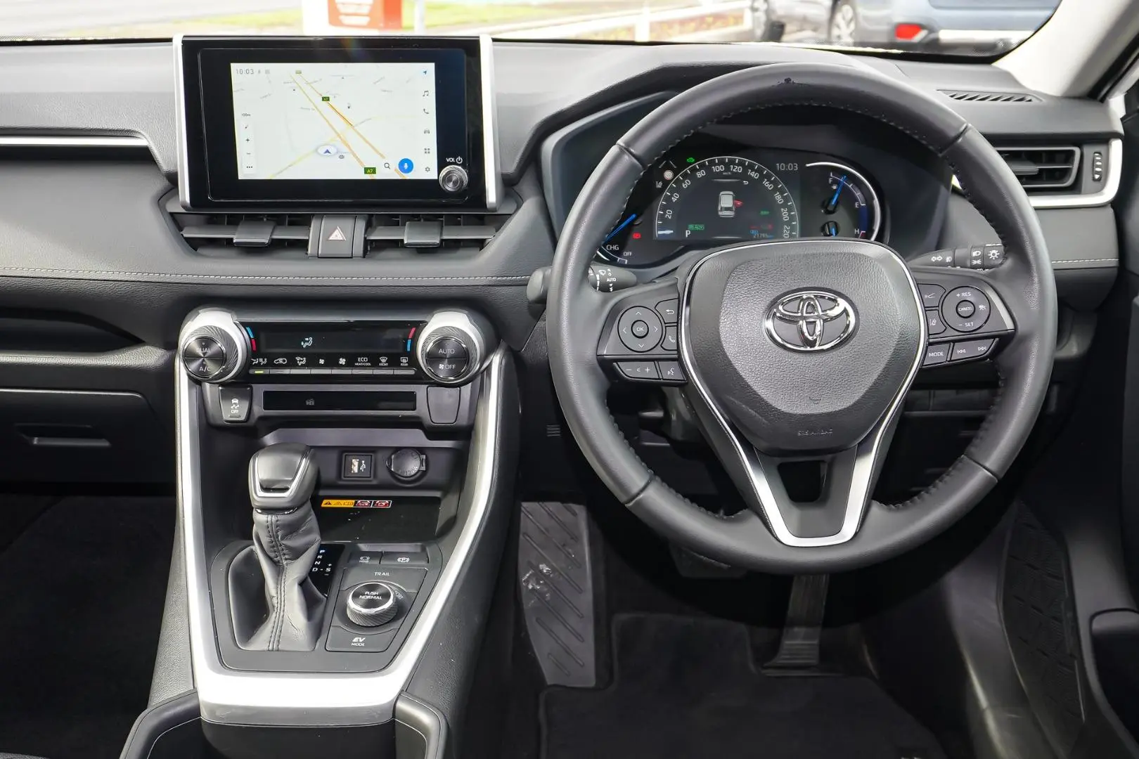 2025 Toyota RAV4 Gallery Image 9