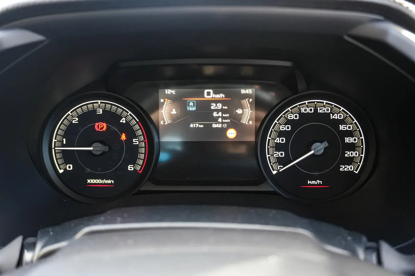 2024 Isuzu D-MAX Gallery Image 12