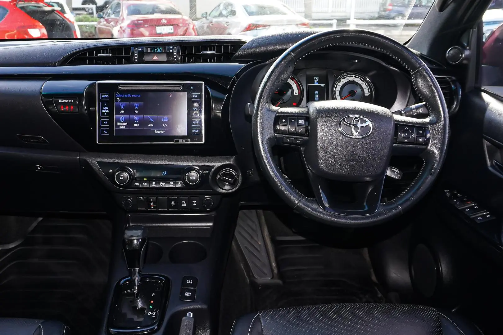 2018 Toyota Hilux Gallery Image 8