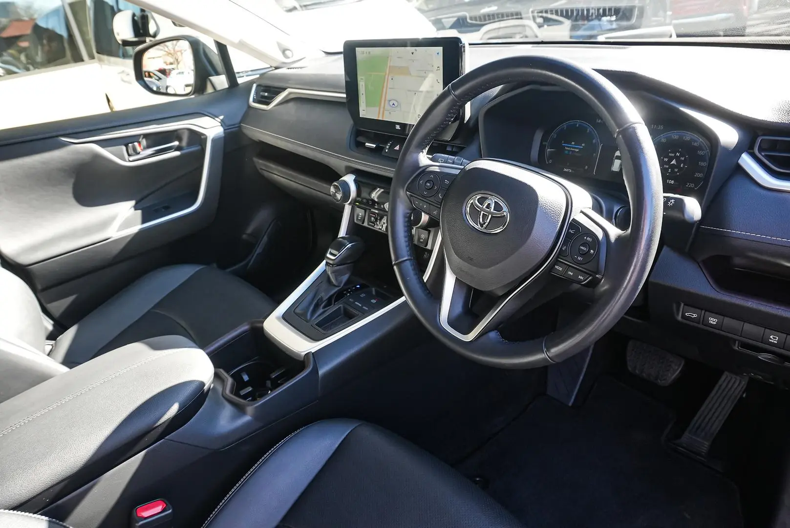 2024 Toyota RAV4 Gallery Image 7