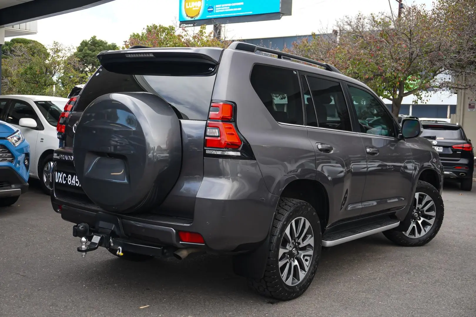 2022 Toyota Landcruiser Prado Gallery Image 3