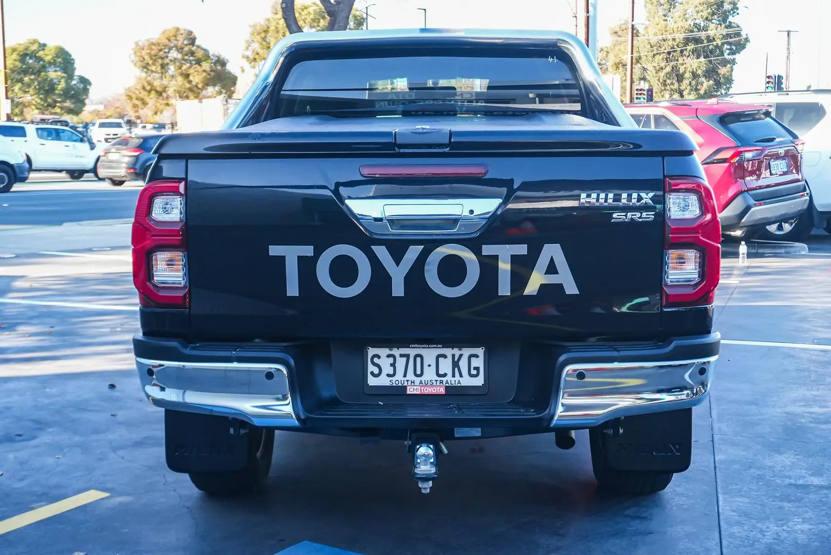 2021 Toyota Hilux Gallery Image 5