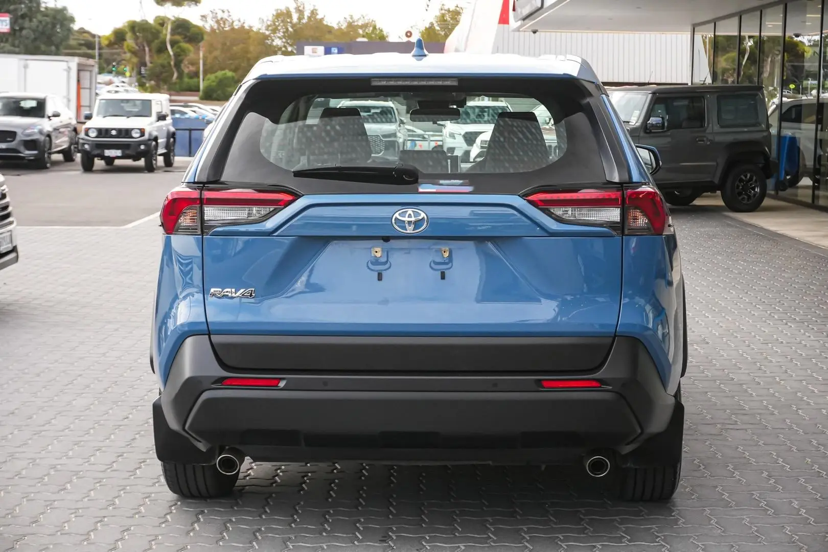 2024 Toyota RAV4 Gallery Image 6