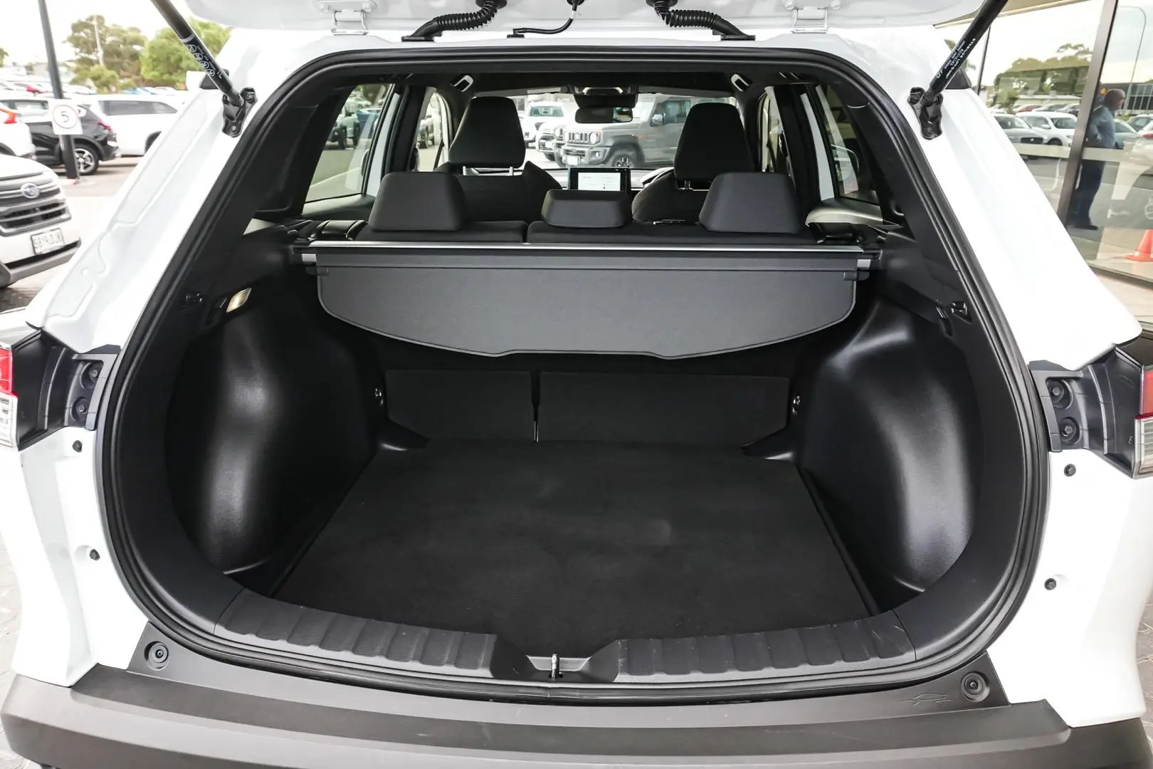 2022 Toyota Corolla Cross Gallery Image 11