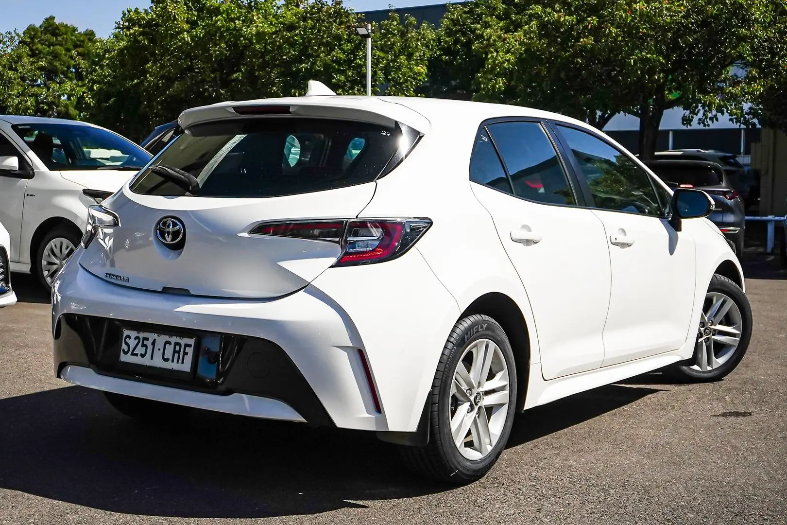 2019 Toyota Corolla Gallery Image 3