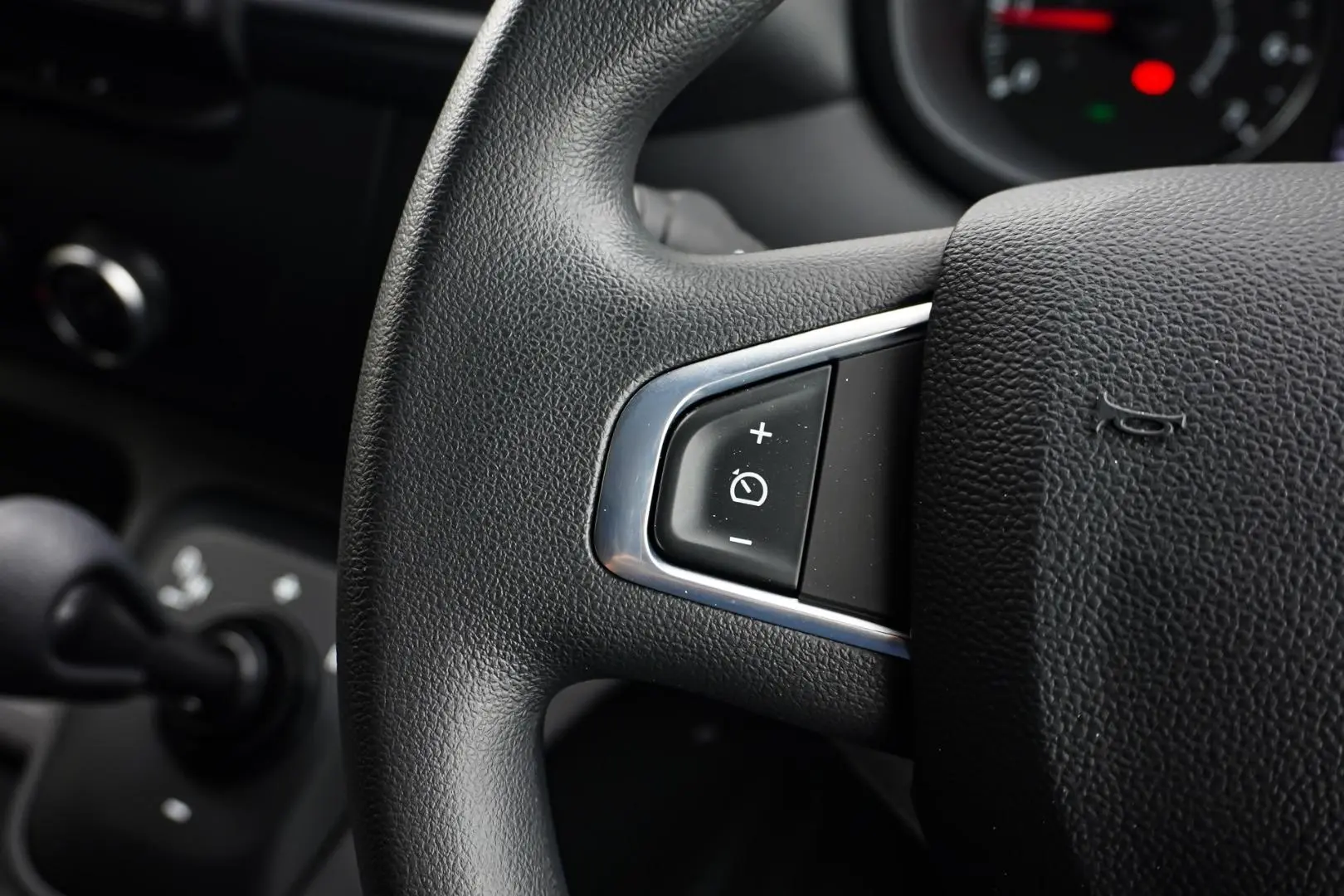 2023 Renault Master Gallery Image 19