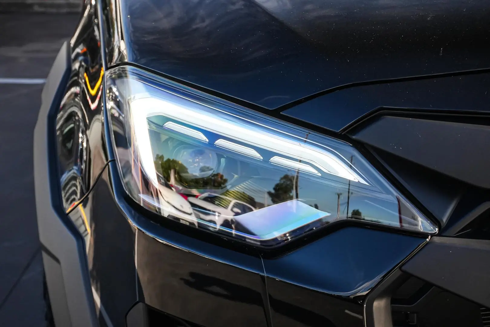 2025 Isuzu D-MAX Gallery Image 11