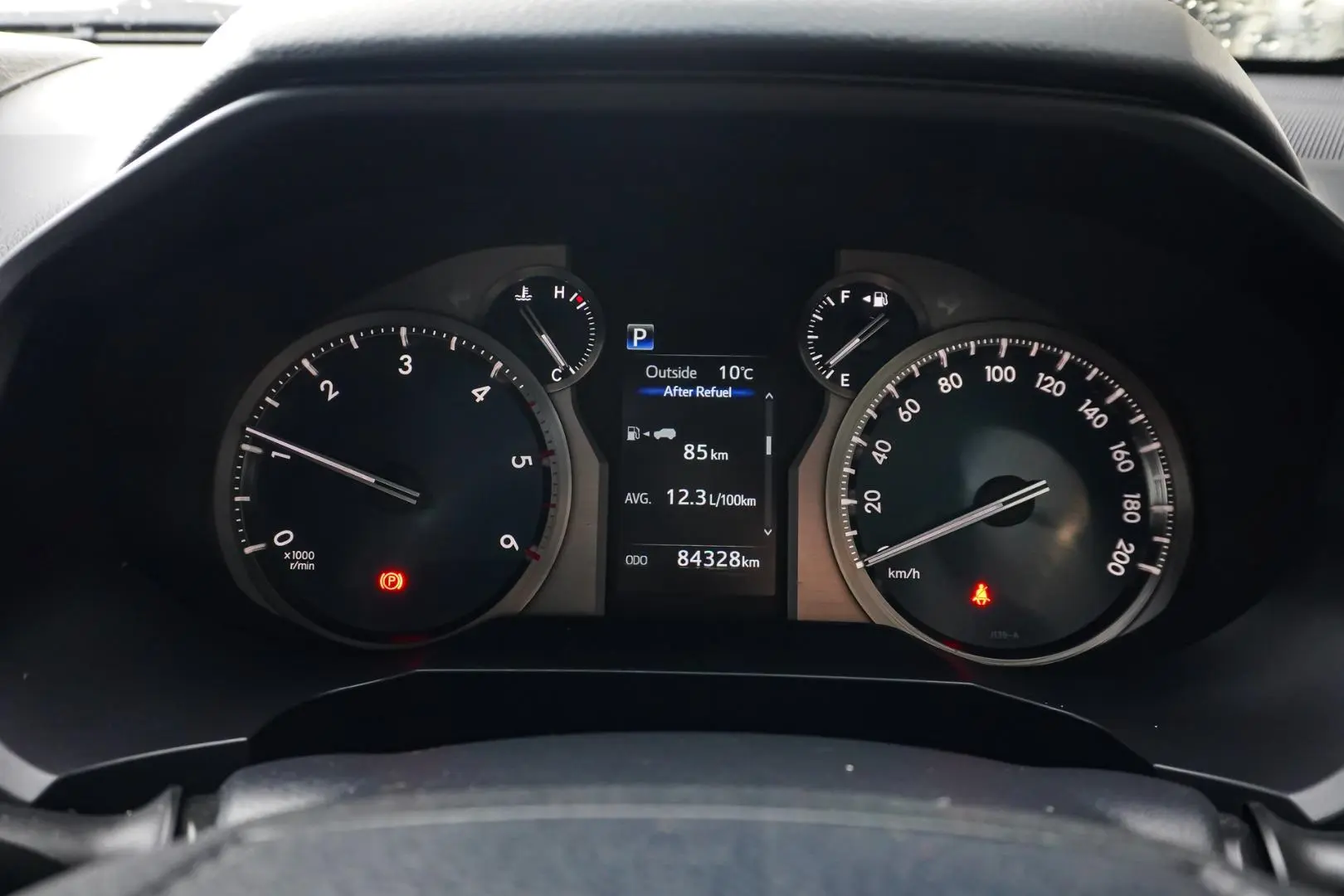 2018 Toyota Landcruiser Prado Gallery Image 17