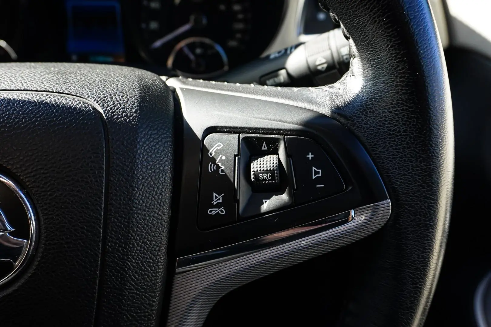 2017 Holden Calais Gallery Image 18