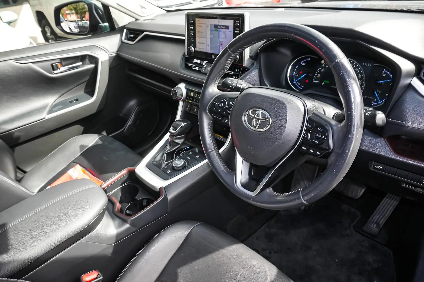 2020 Toyota RAV4 Gallery Image 17
