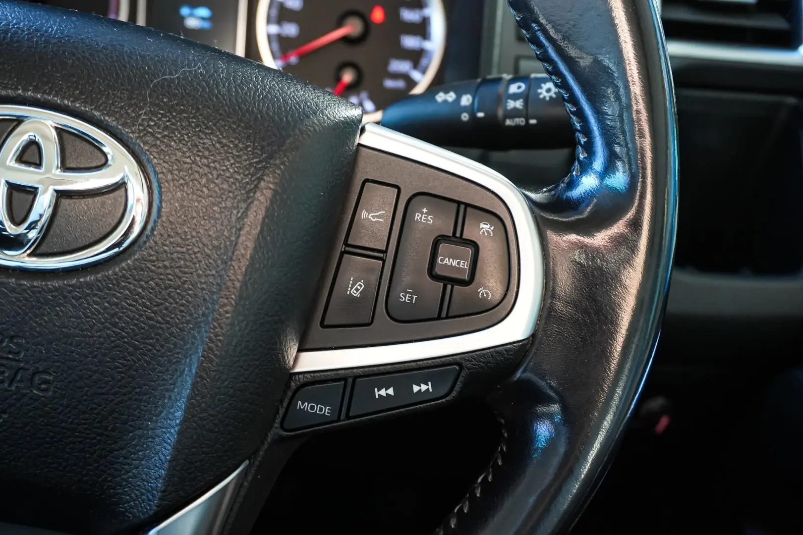 2019 Toyota Granvia Gallery Image 24
