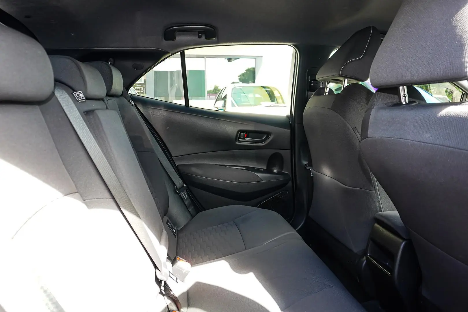 2019 Toyota Corolla Gallery Image 7