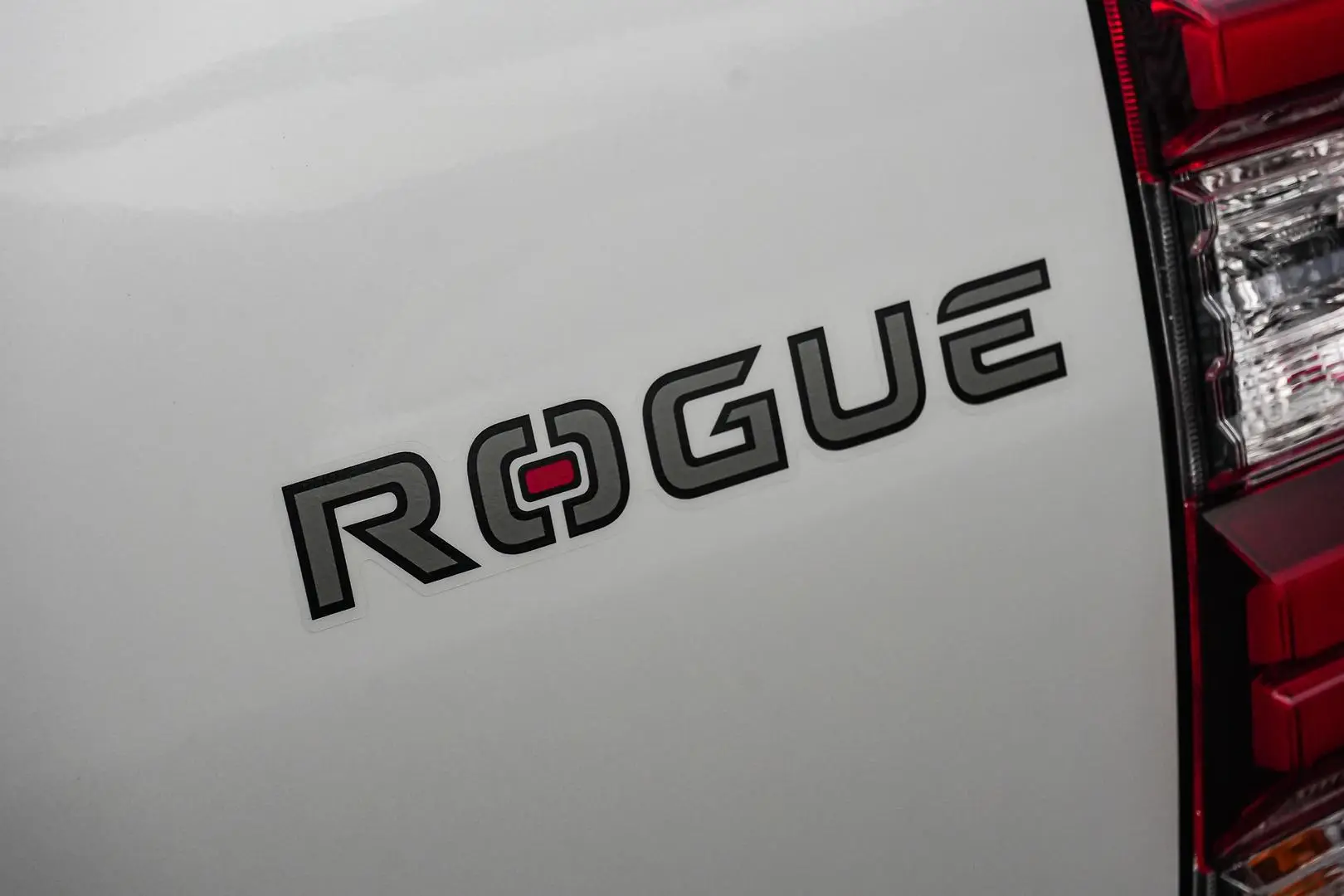 2024 Toyota Hilux Gallery Image 10