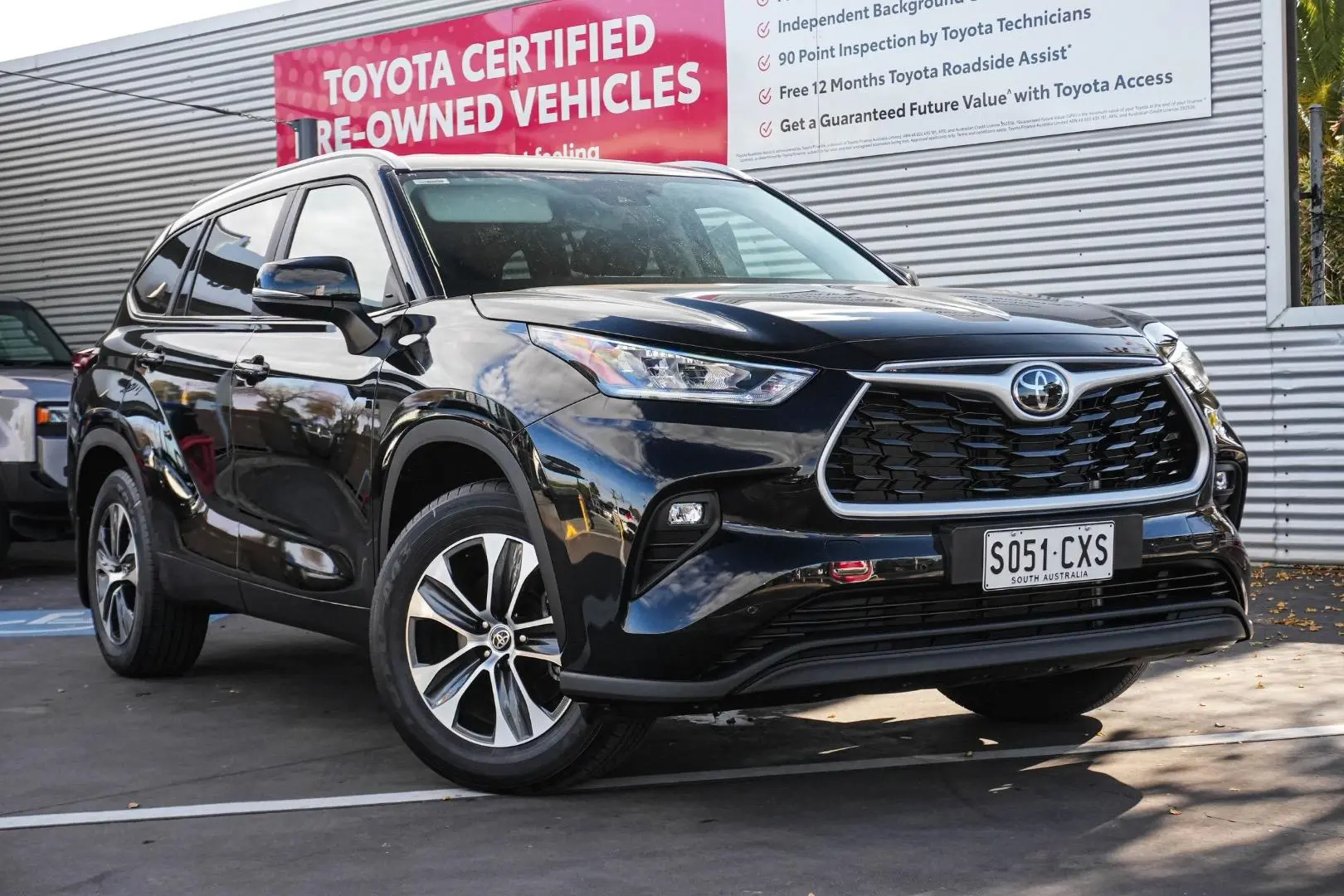 2022 Toyota Kluger Gallery Image 2