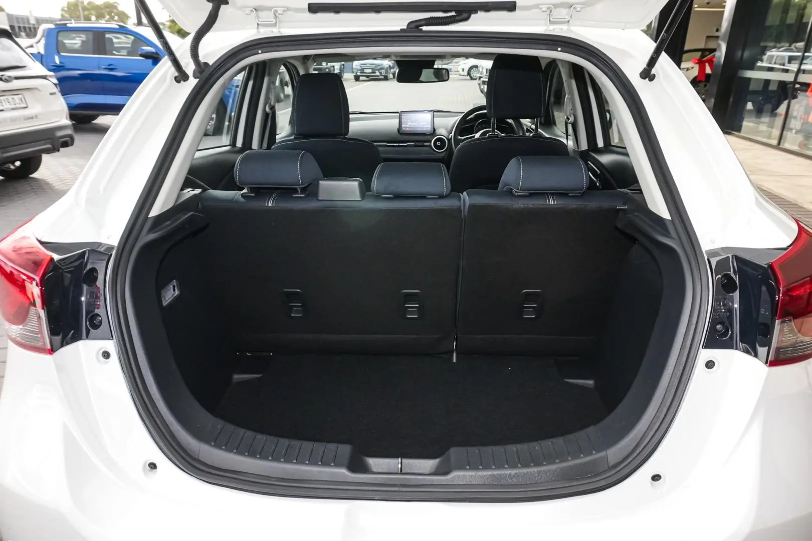 2022 Mazda 2 Gallery Image 11