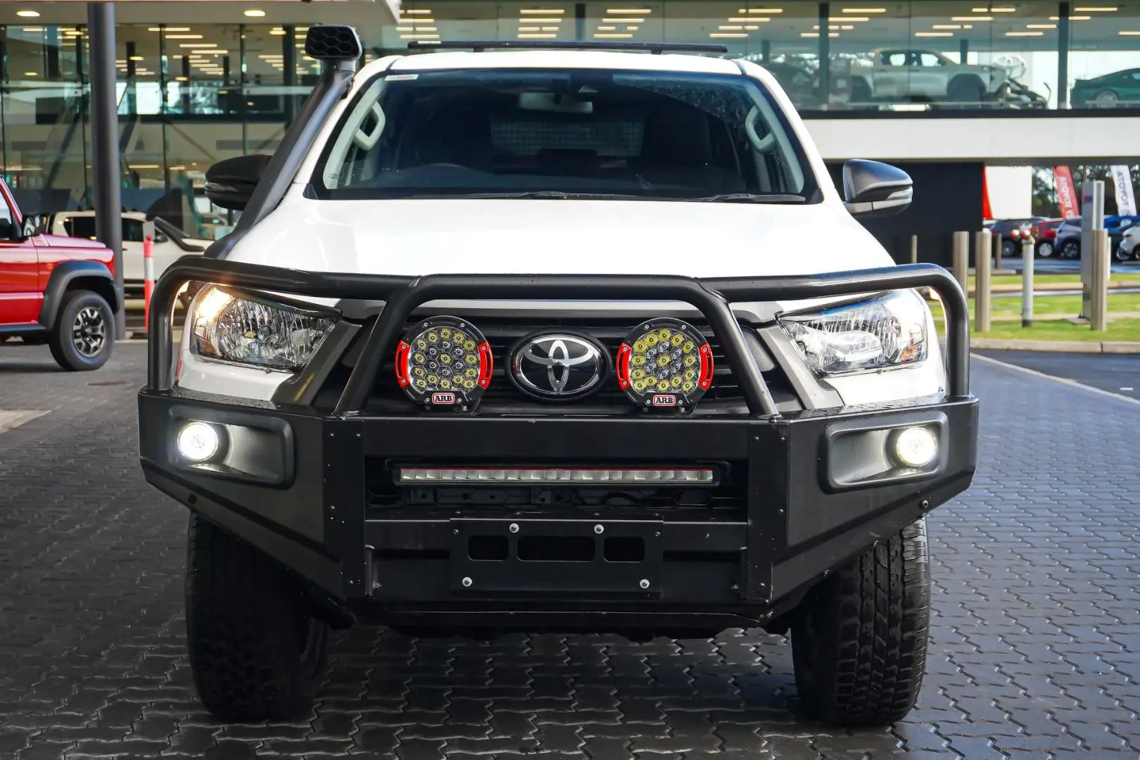 2023 Toyota Hilux Gallery Image 5