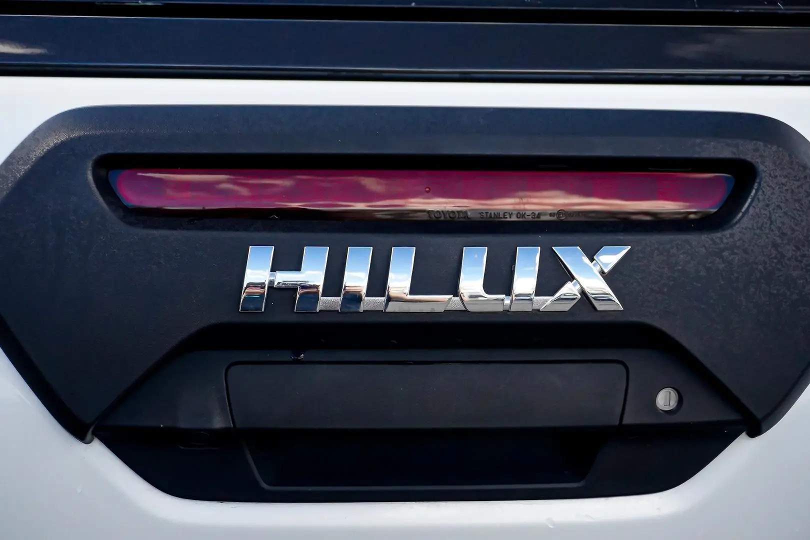 2022 Toyota Hilux Gallery Image 15