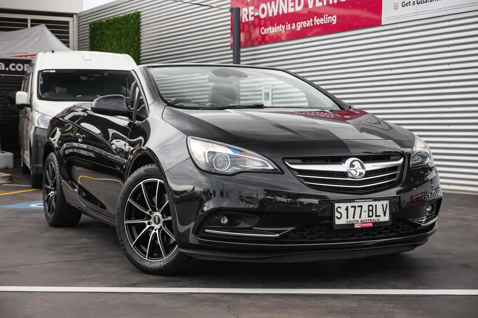 2015 Holden Cascada Gallery Image 2