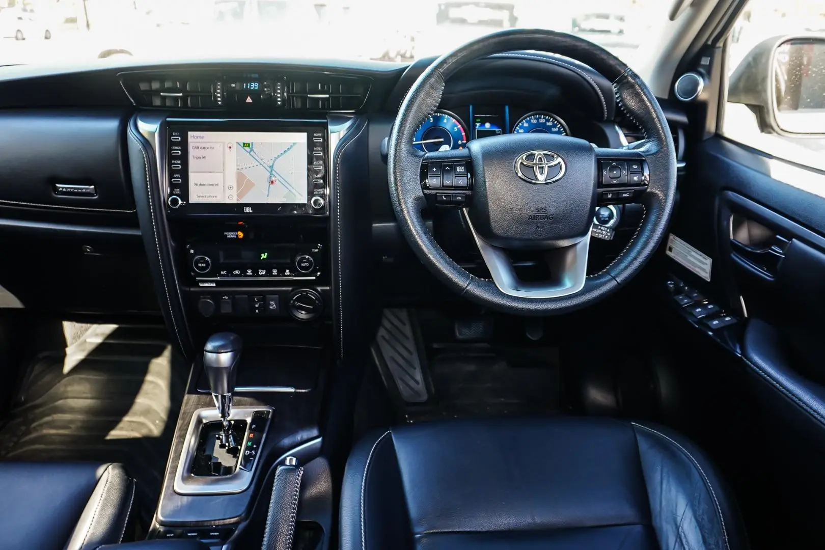 2021 Toyota Fortuner Gallery Image 7