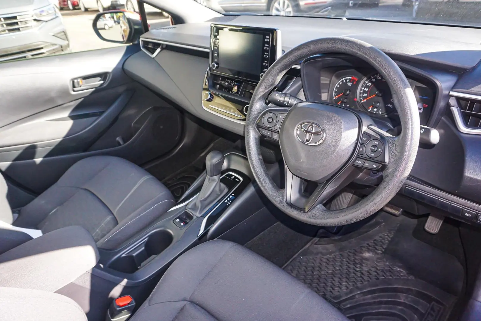 2021 Toyota Corolla Gallery Image 6