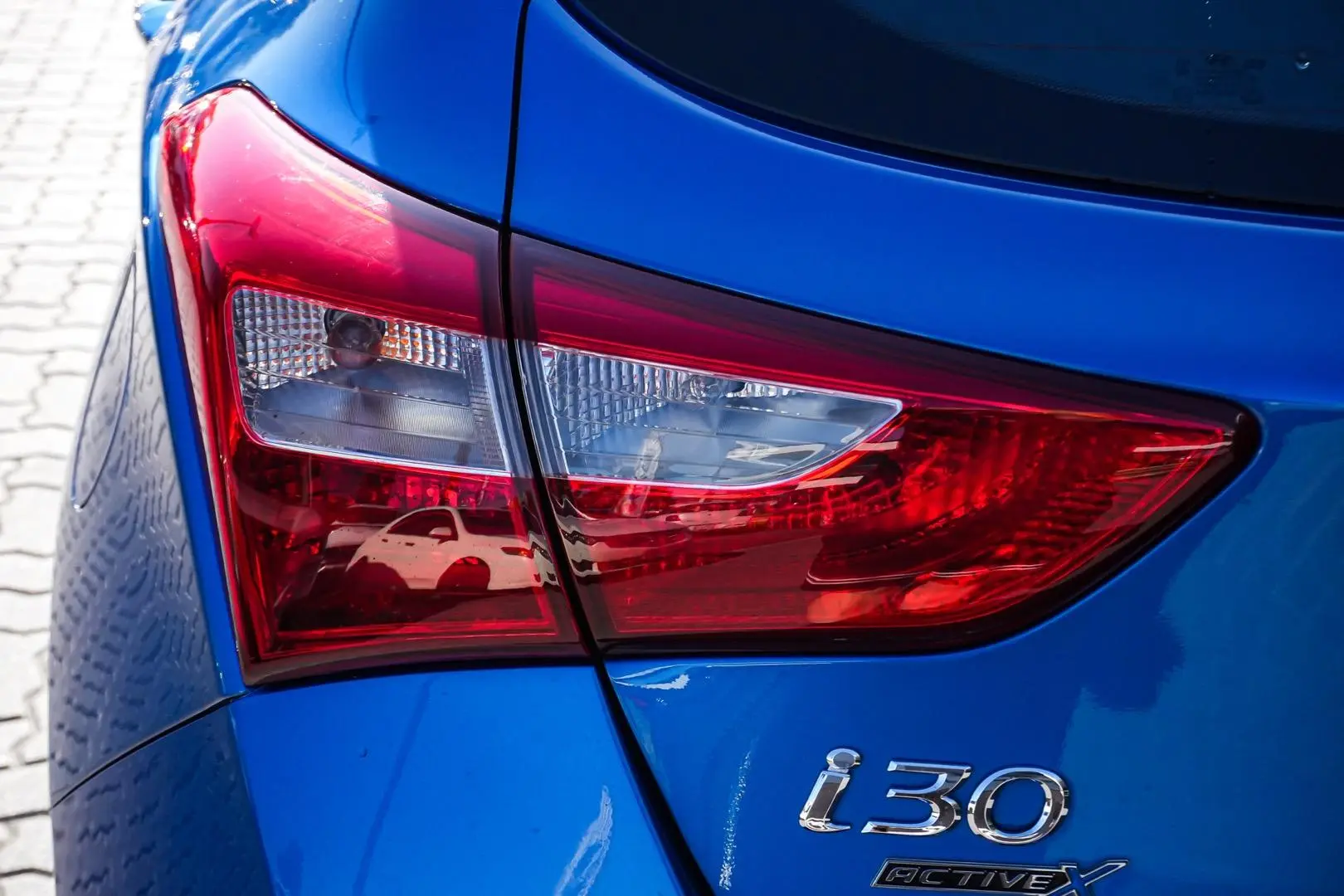 2016 Hyundai i30 Gallery Image 9