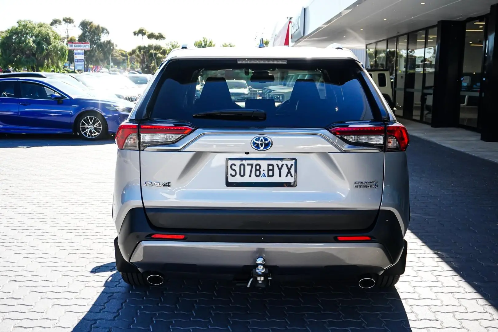 2020 Toyota RAV4 Gallery Image 6