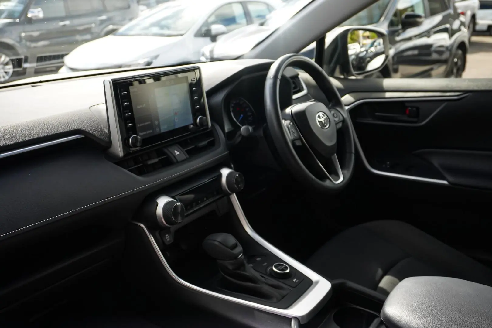 2021 Toyota RAV4 Gallery Image 10