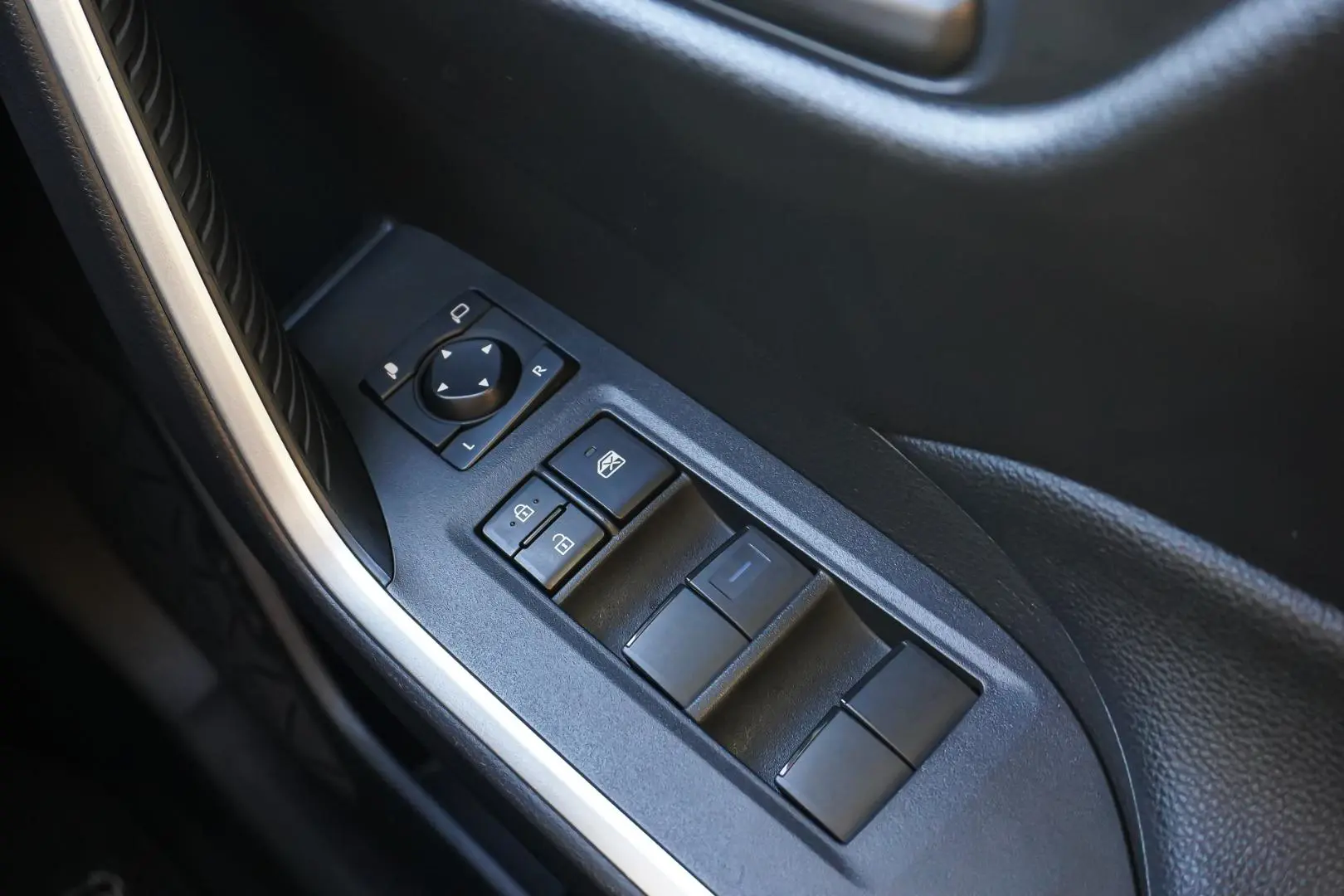 2022 Toyota RAV4 Gallery Image 22