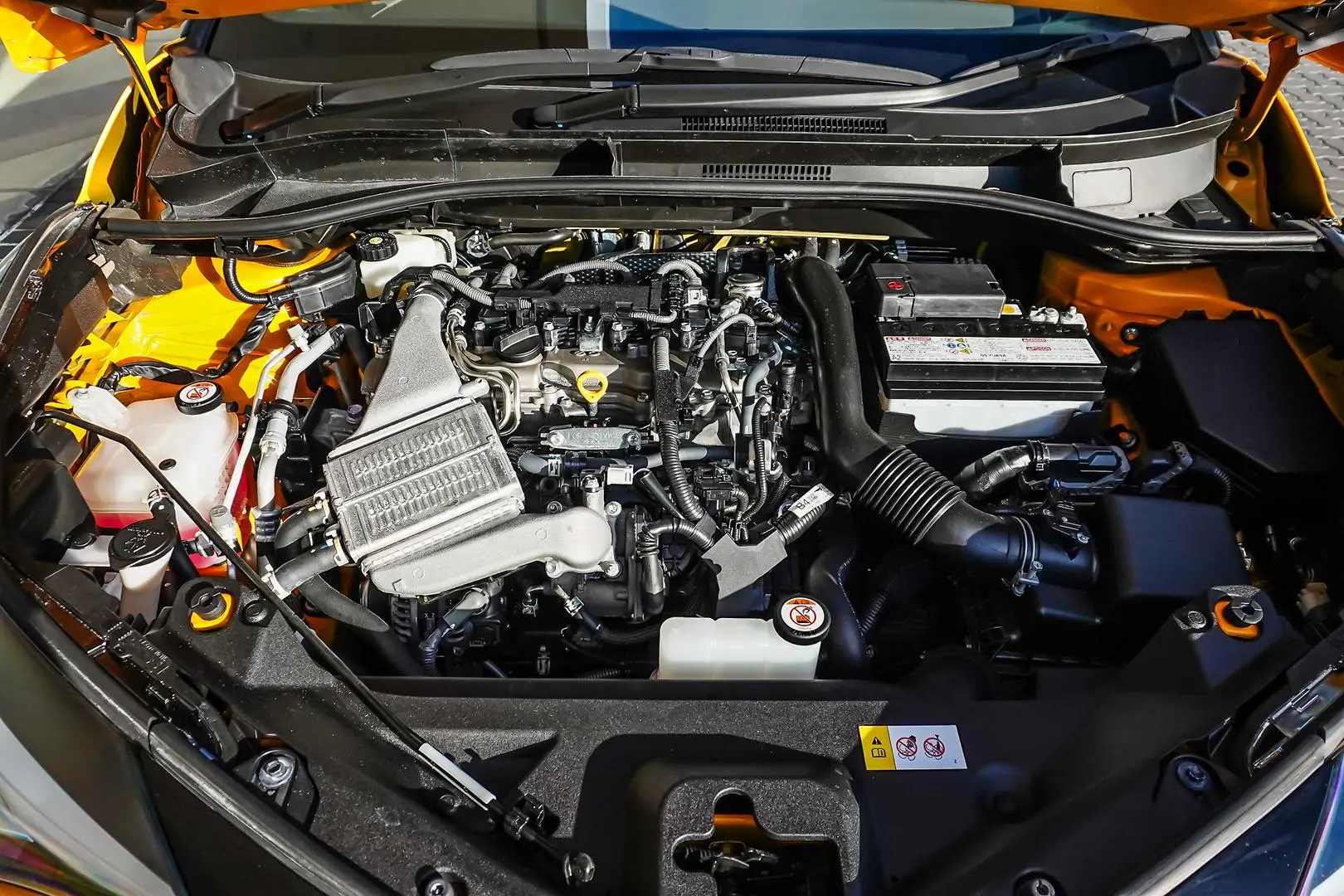 2023 Toyota C-HR Gallery Image 26