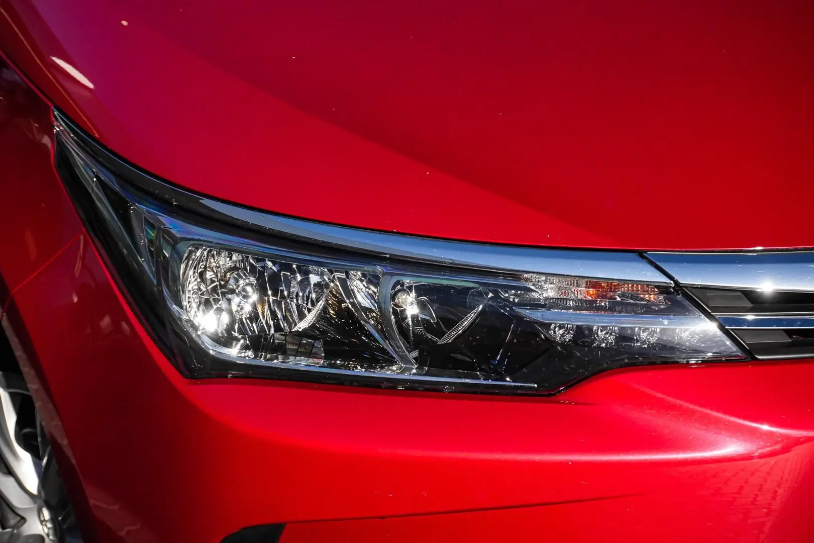 2018 Toyota Corolla Gallery Image 6