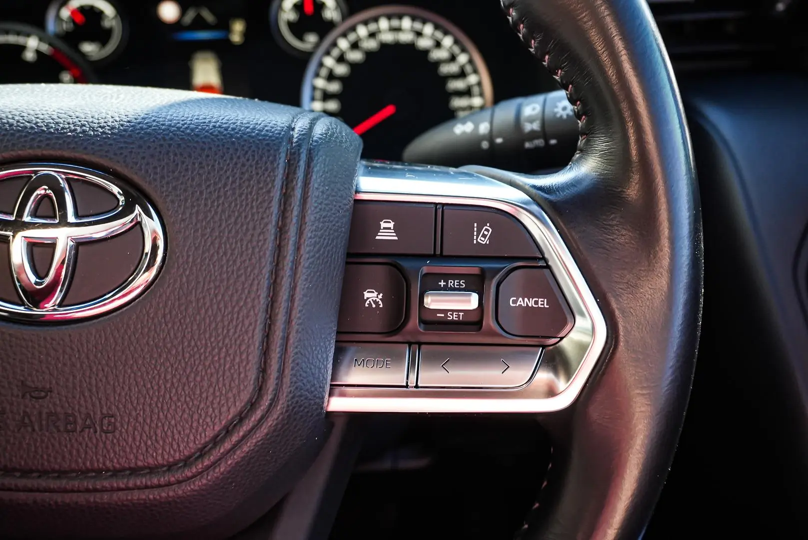 2021 Toyota Landcruiser Gallery Image 19