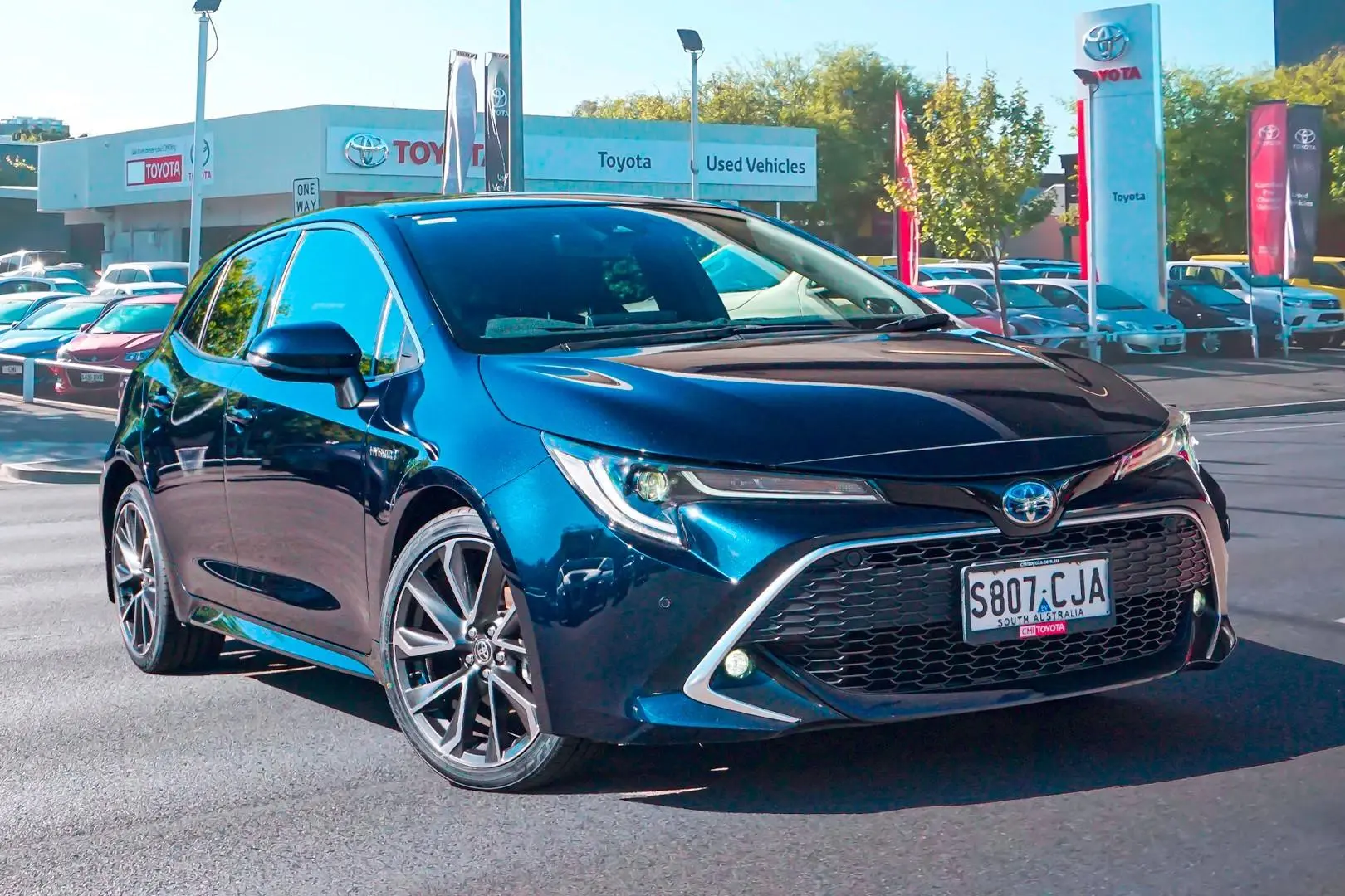 2020 Toyota Corolla Gallery Image 1