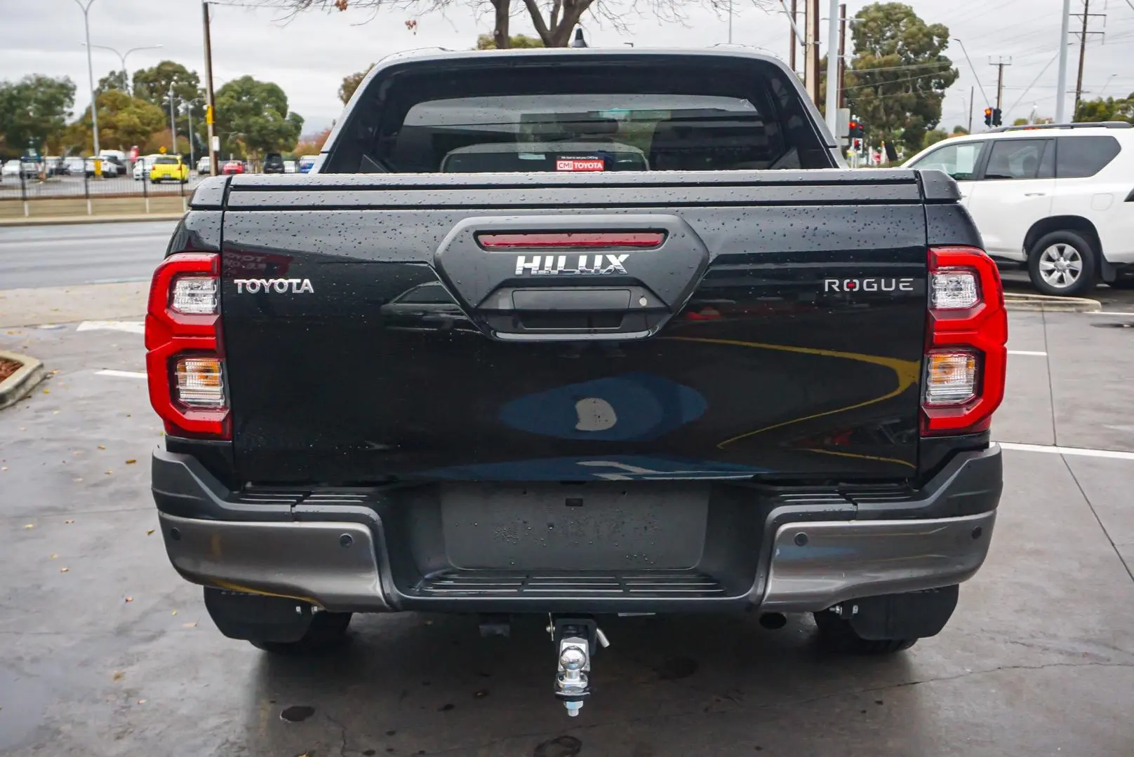2023 Toyota Hilux Gallery Image 5