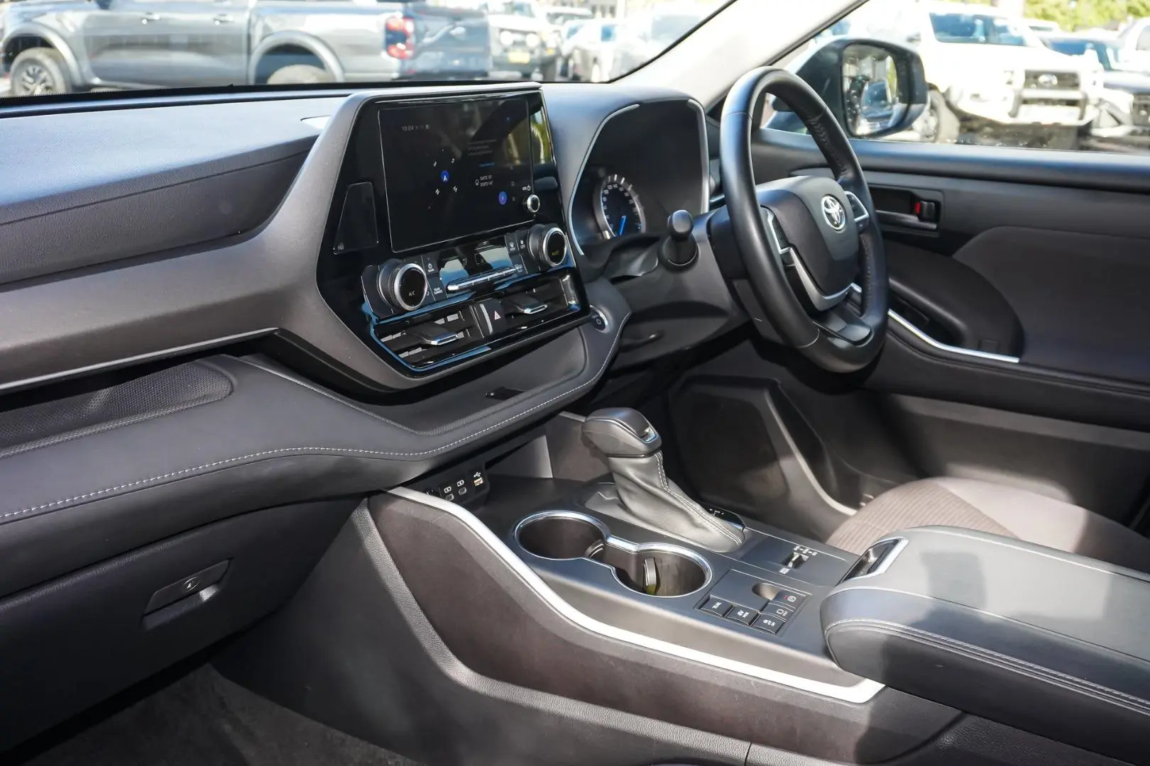 2024 Toyota Kluger Gallery Image 11