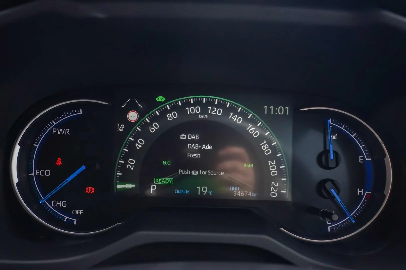 2024 Toyota RAV4 Gallery Image 18