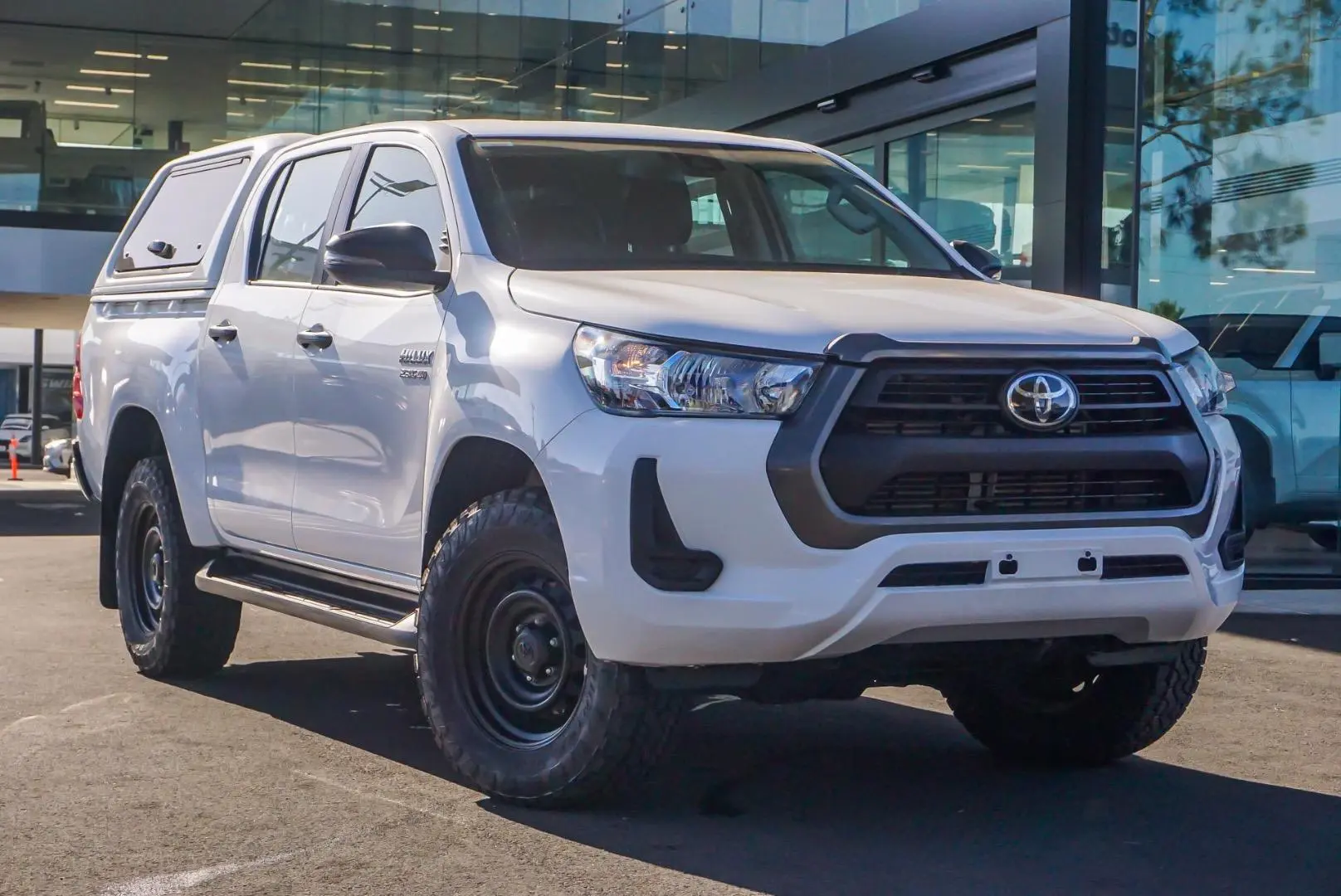 2022 Toyota Hilux Gallery Image 1