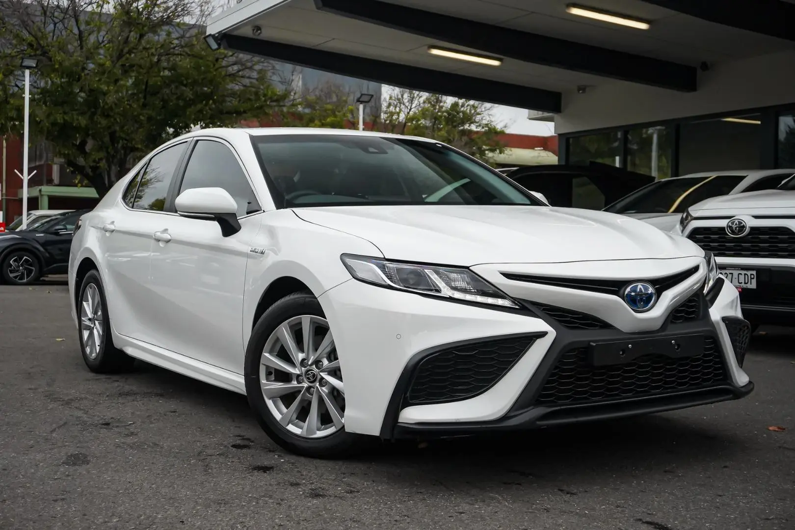 2023 Toyota Camry Gallery Image 2