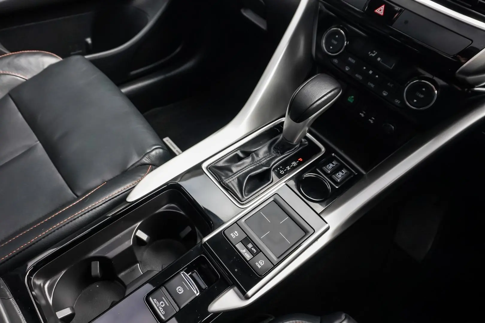 2018 Mitsubishi Eclipse Cross Gallery Image 19