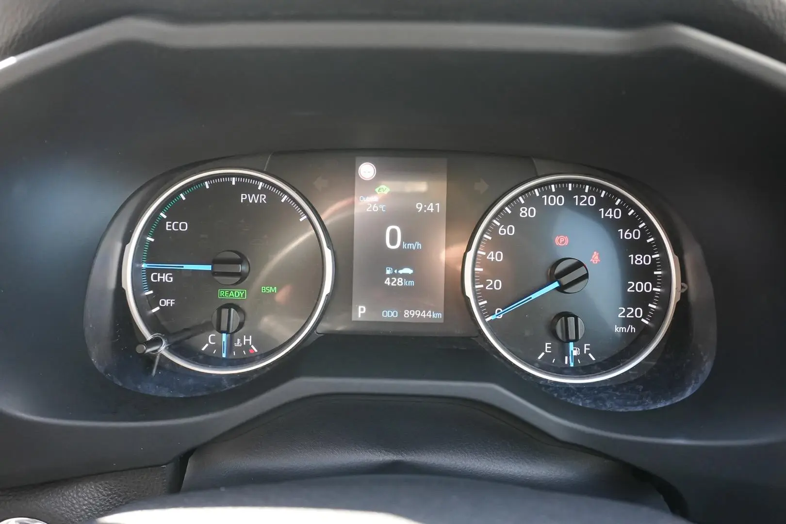 2022 Toyota RAV4 Gallery Image 18